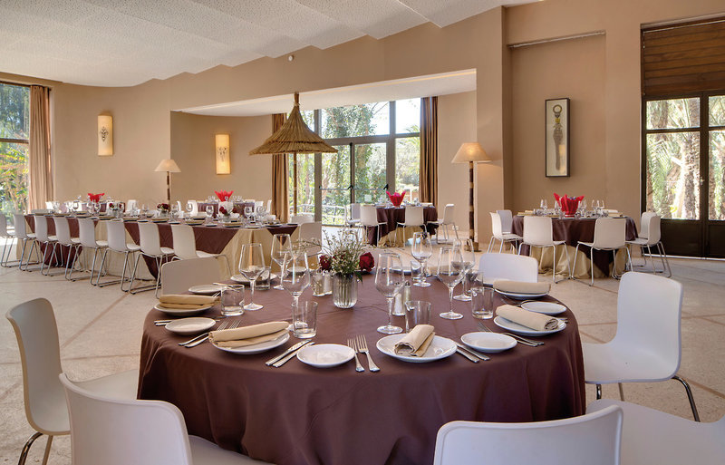 Oasis Lodges 8