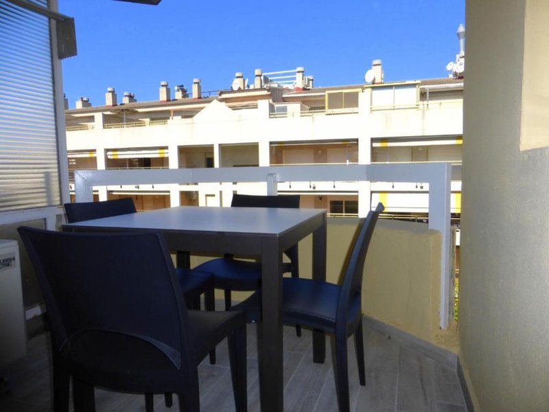 Alboran Apartments by Rentalmar 6
