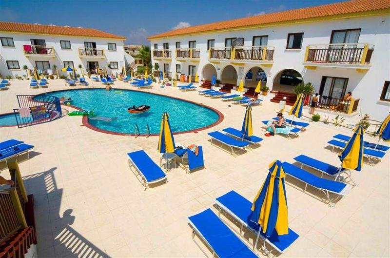 Cosmelenia Hotel Apartments 1