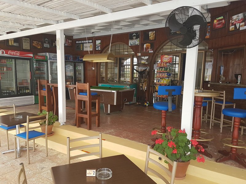 Cosmelenia Hotel Apartments 10
