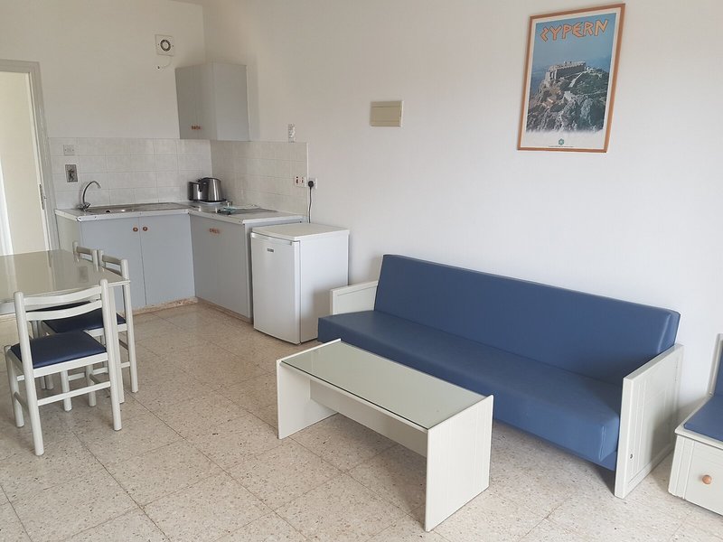 Cosmelenia Hotel Apartments 15