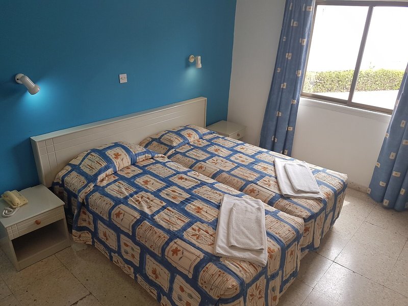 Cosmelenia Hotel Apartments 16