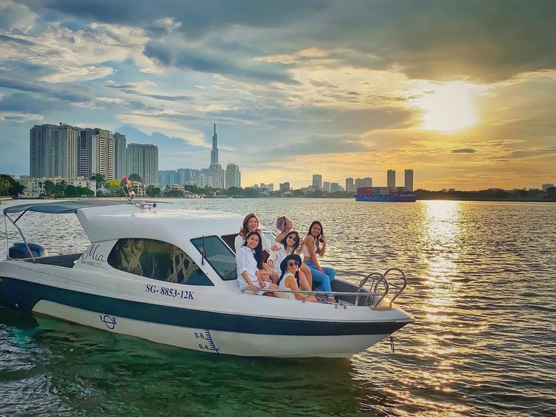 Mia Saigon Luxury Boutique Hotel 19