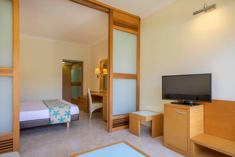 Sol Cosmopolitan Rhodes 65
