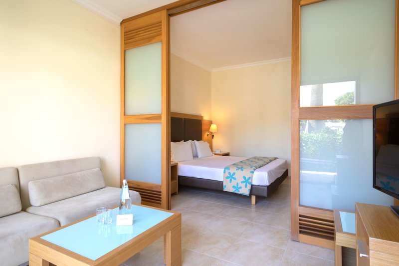 Sol Cosmopolitan Rhodes 10