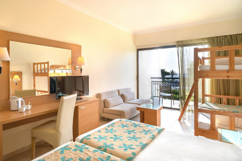 Sol Cosmopolitan Rhodes 13