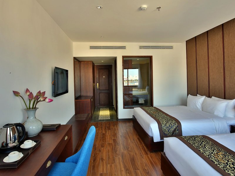 Dong Duong Hotel & Suites 11