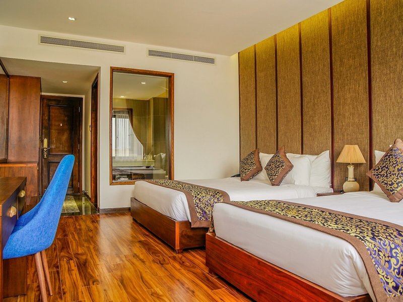 Dong Duong Hotel & Suites 13
