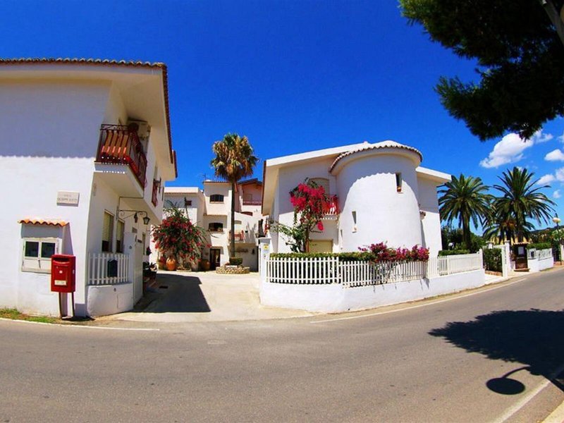 Hotel Residence Costa Azzurra 1