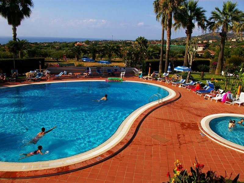 Hotel Residence Costa Azzurra 14