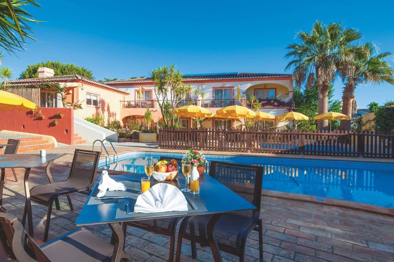 Costa d´Oiro Ambiance Village 8