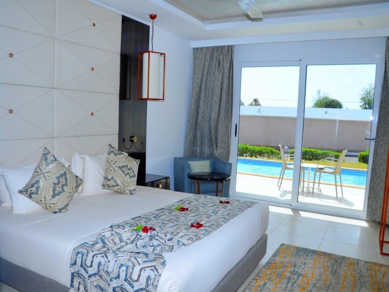 White Beach Resort 33