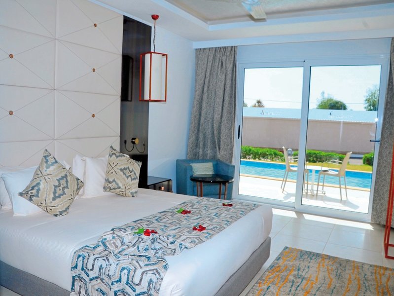 White Beach Resort 11