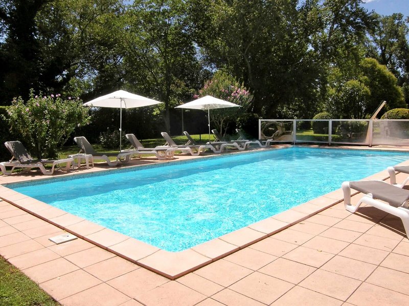 Mercure Cavaillon 12