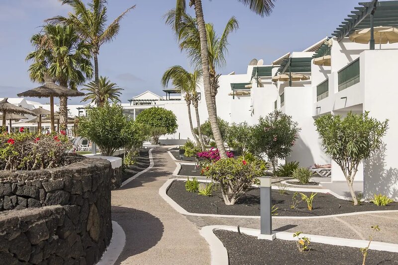 Hotel ILUNION Costa Sal Lanzarote 2