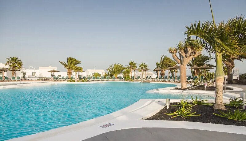 Hotel ILUNION Costa Sal Lanzarote 4