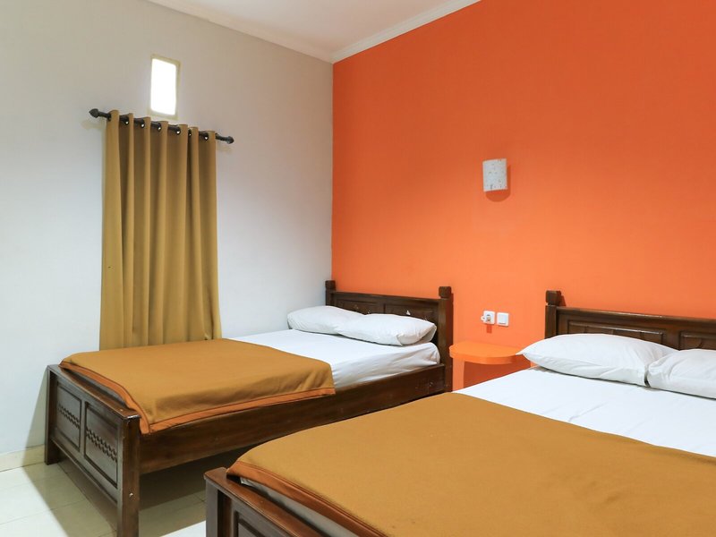 Hotel Warta Putra 4