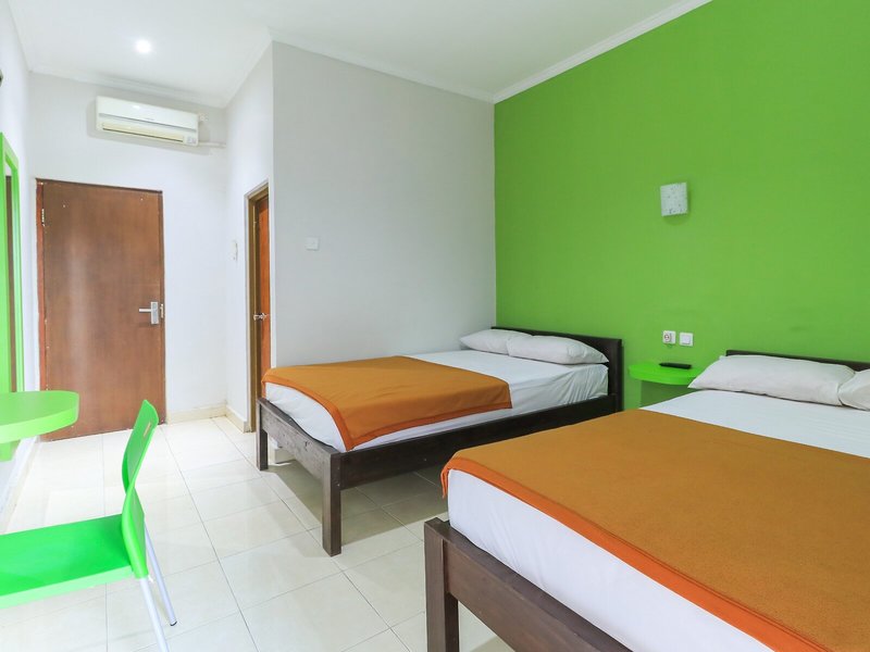 Hotel Warta Putra 7