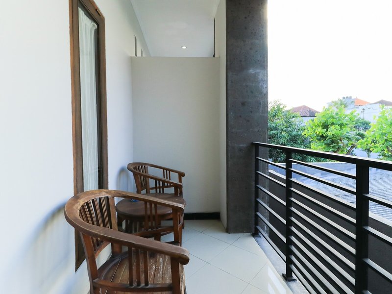Hotel Warta Putra 12
