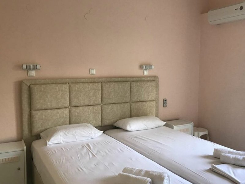 Natalia Studios Poros 11