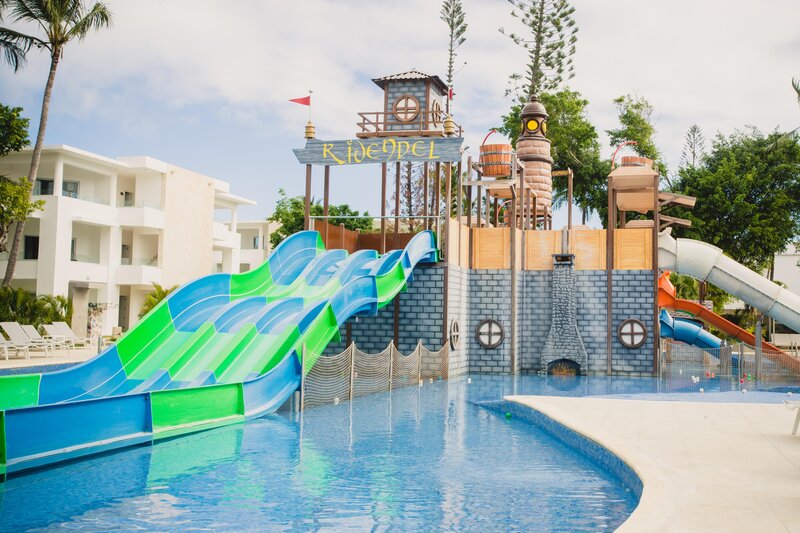 Family Club at Grand Bavaro Princess 7