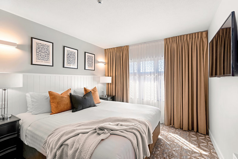 Heartland Hotel Cotswold 10 - Room Example