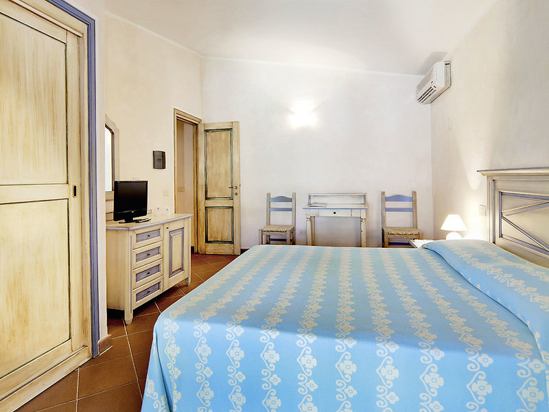 Colonna Country & Sporting Club 5 - Room Example