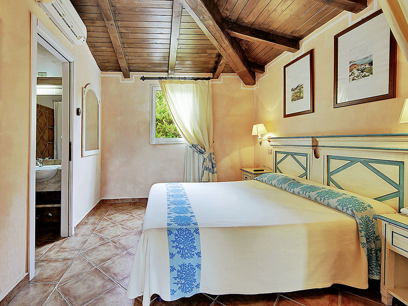 Colonna Country & Sporting Club 6 - Room Example