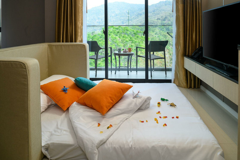 Mida Grande Resort Phuket 10