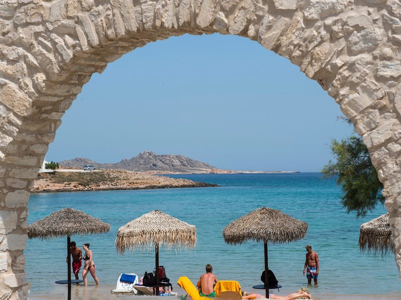 Contaratos Beach 8