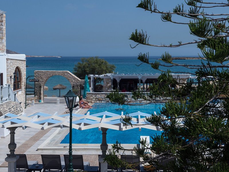 Contaratos Beach 13