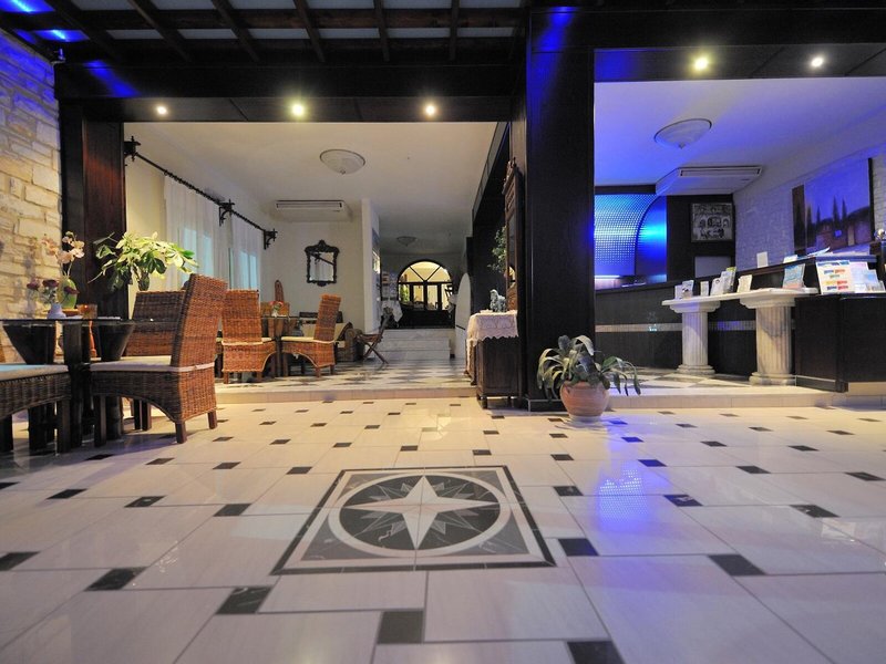 Contaratos Beach 24