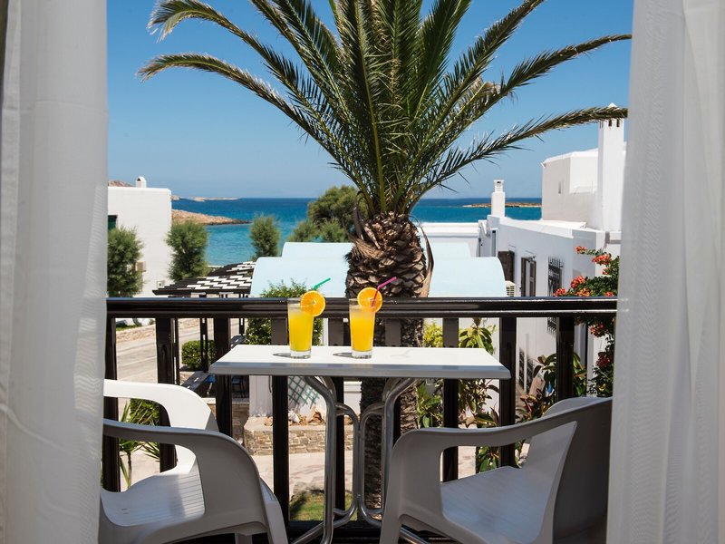 Contaratos Beach 28