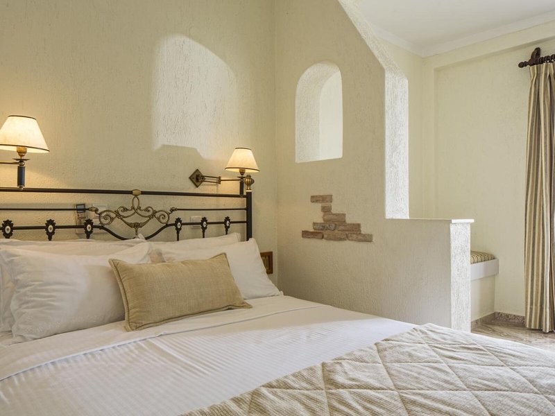 Contaratos Beach 45