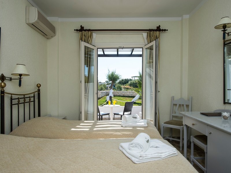 Contaratos Beach 48