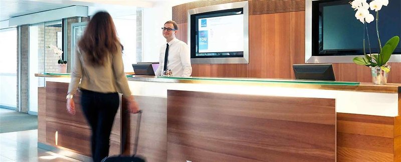 Novotel Valenciennes 4