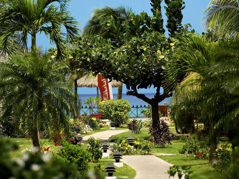 Coyaba Beach Resort 2