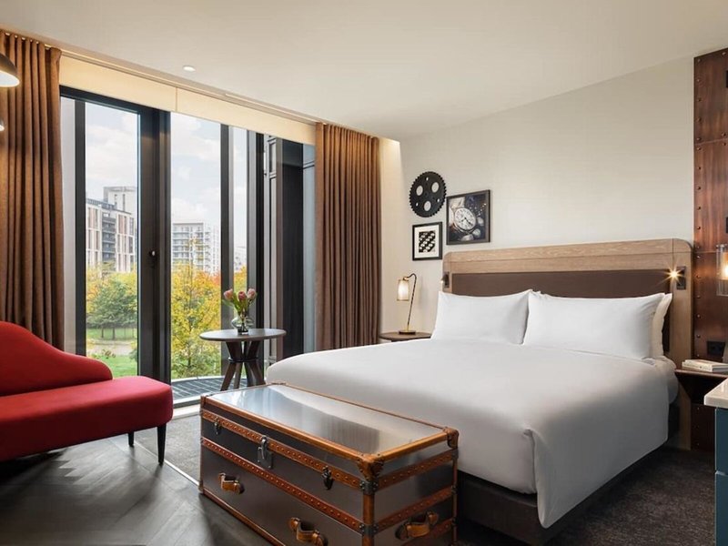 The Gantry London, Curio Collection by Hilton 9