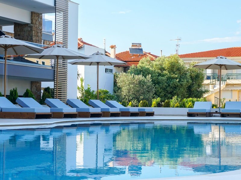Agnes Deluxe Hotel 5