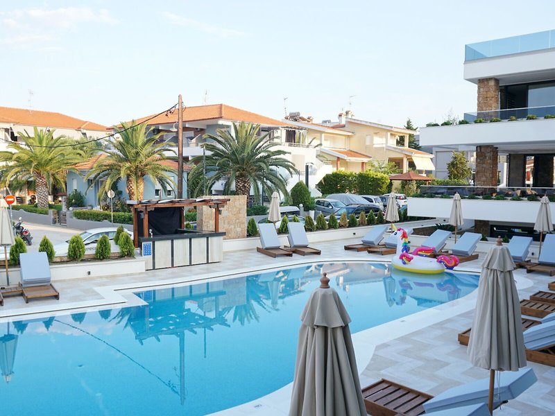 Agnes Deluxe Hotel 9