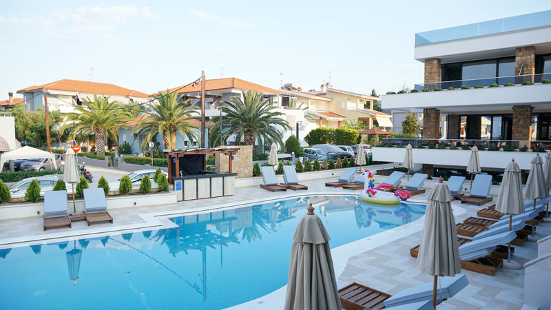 Agnes Deluxe Hotel 9