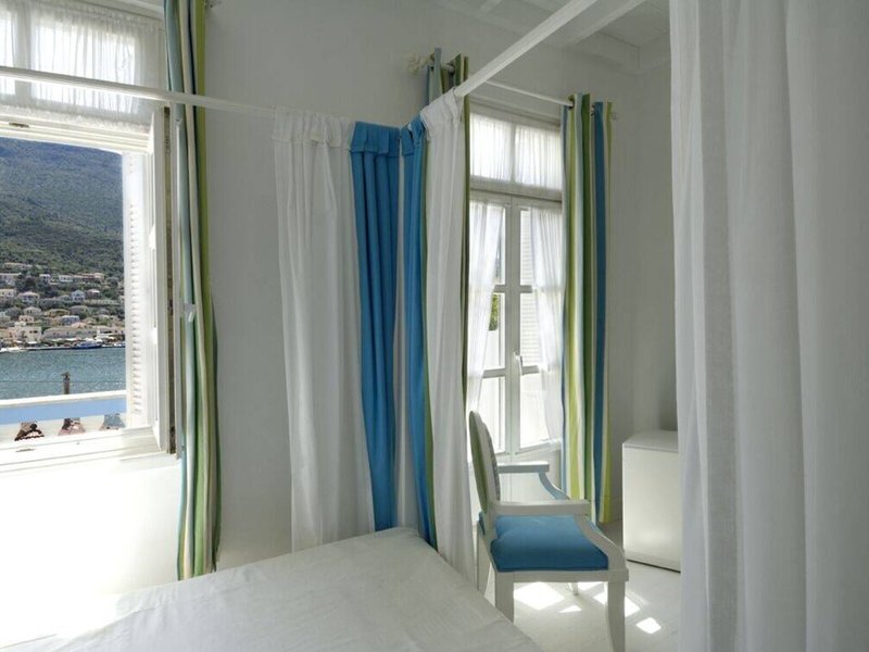 Perantzada Hotel 21