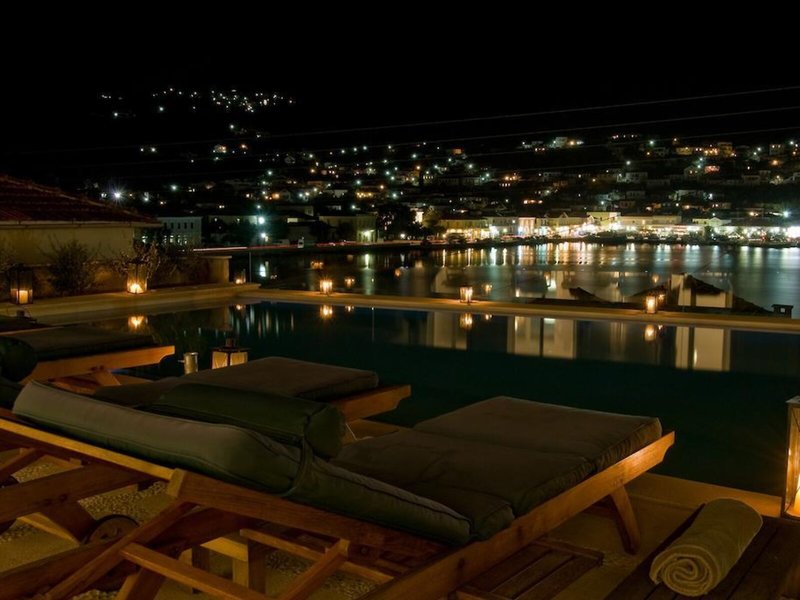 Perantzada Hotel 6