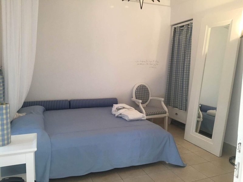Perantzada Hotel 24