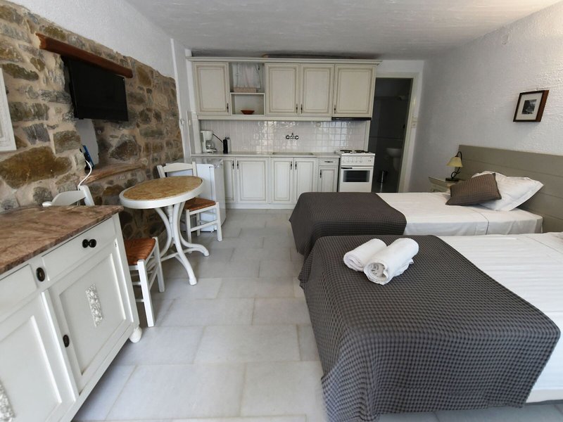 Anthos Apartments Paros 9