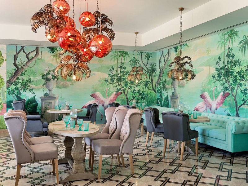 Royal River Luxury Hotel 6