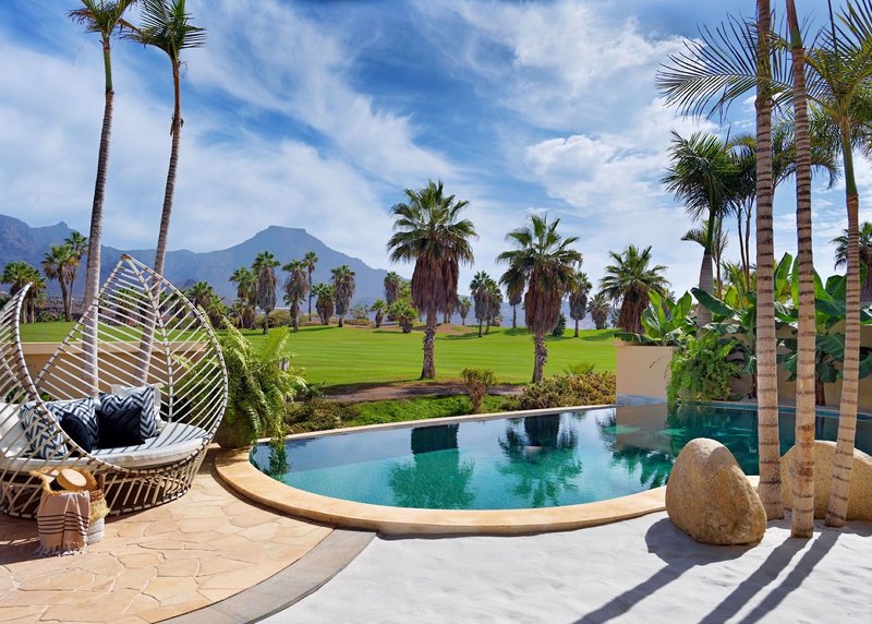 Royal River Luxury Hotel 9