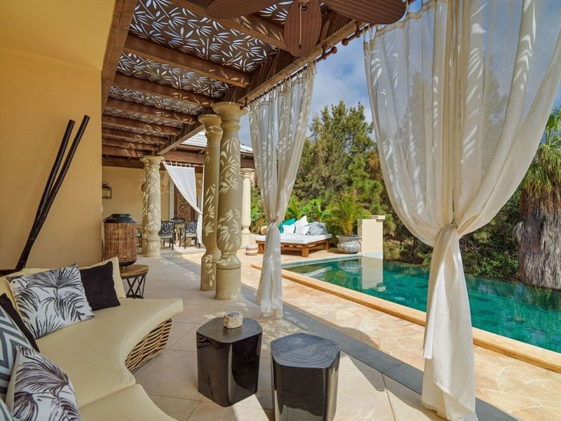 Royal River Luxury Hotel 10