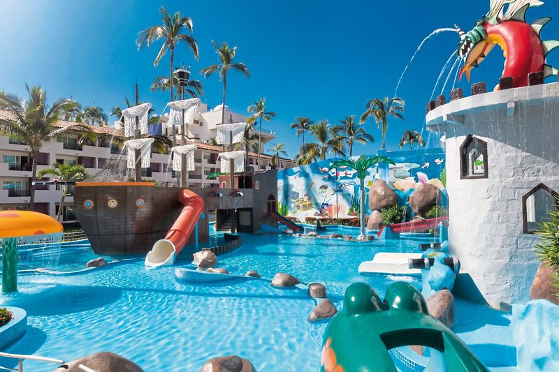 Crown Paradise Club 8 - Outdoor Pool