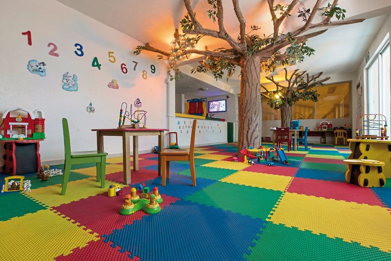 Crown Paradise Club 10 - Sports and leisure